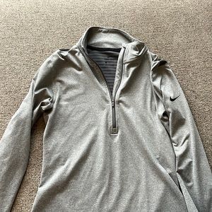 Womens Nike 1/4 zip